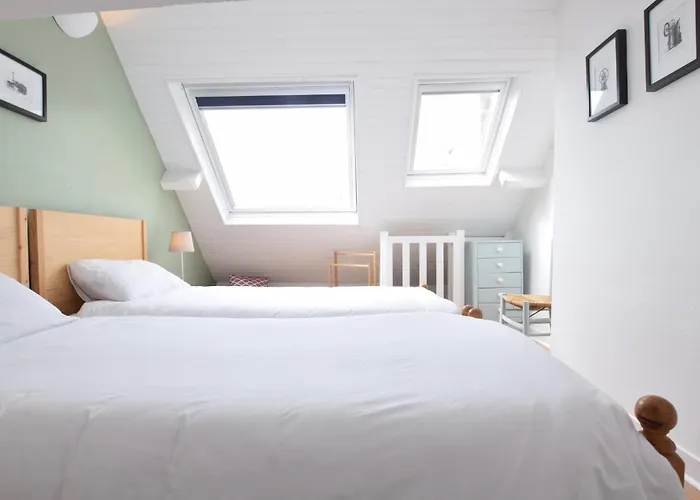 Stunning In Holiday home Saint-Vaast-la-Hougue