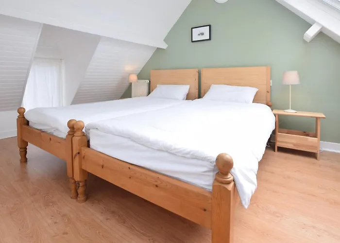 Stunning In Holiday home Saint-Vaast-la-Hougue