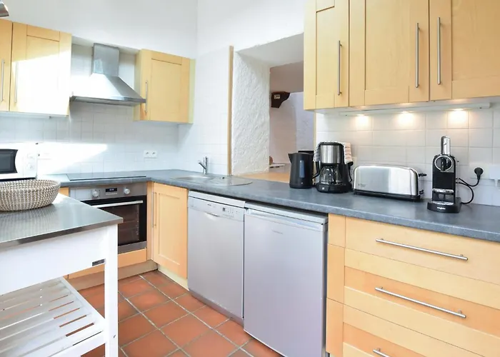 Holiday home Stunning In Saint-Vaast-la-Hougue